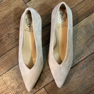 Vince Camuto size 8.5 Suede pumps